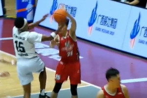 NBL常规赛第14轮五佳球：拉维特蝴蝶穿花 赵义明长传连线宋宇卓