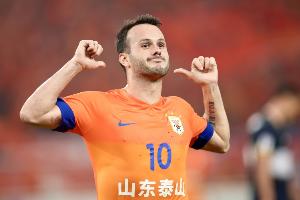 鲁媒：卡扎伊什维利有机会竞逐中超金靴，目前落后榜首2球