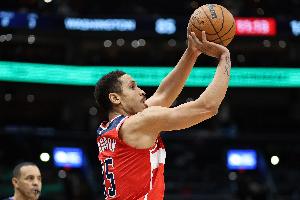 Shams：自由球员布罗格登1年合同签约尼克斯！