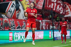 盘活了！刘若钒本赛季已进5球，超越2022-2024过去三年总进球数