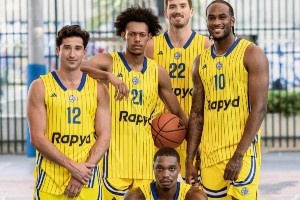 马卡比特拉维夫晒新赛季球衣上身照！5名球员中4人有NBA经历！